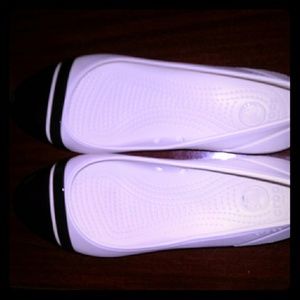 Crocs ballet flats